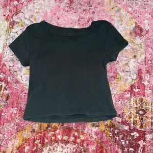 forest green brandy melville t-shirt